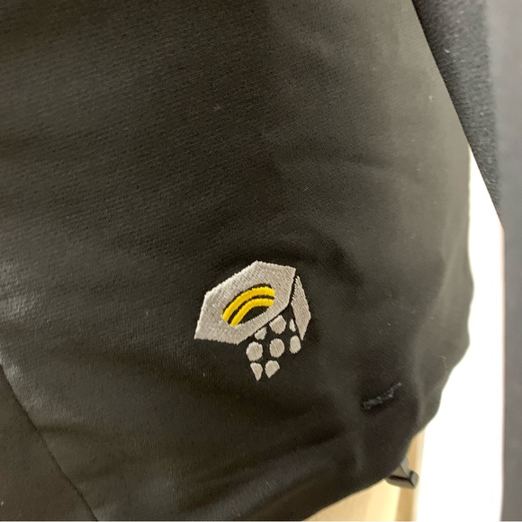 Mountain Hardwear performance jacket - Picture 2 of 13